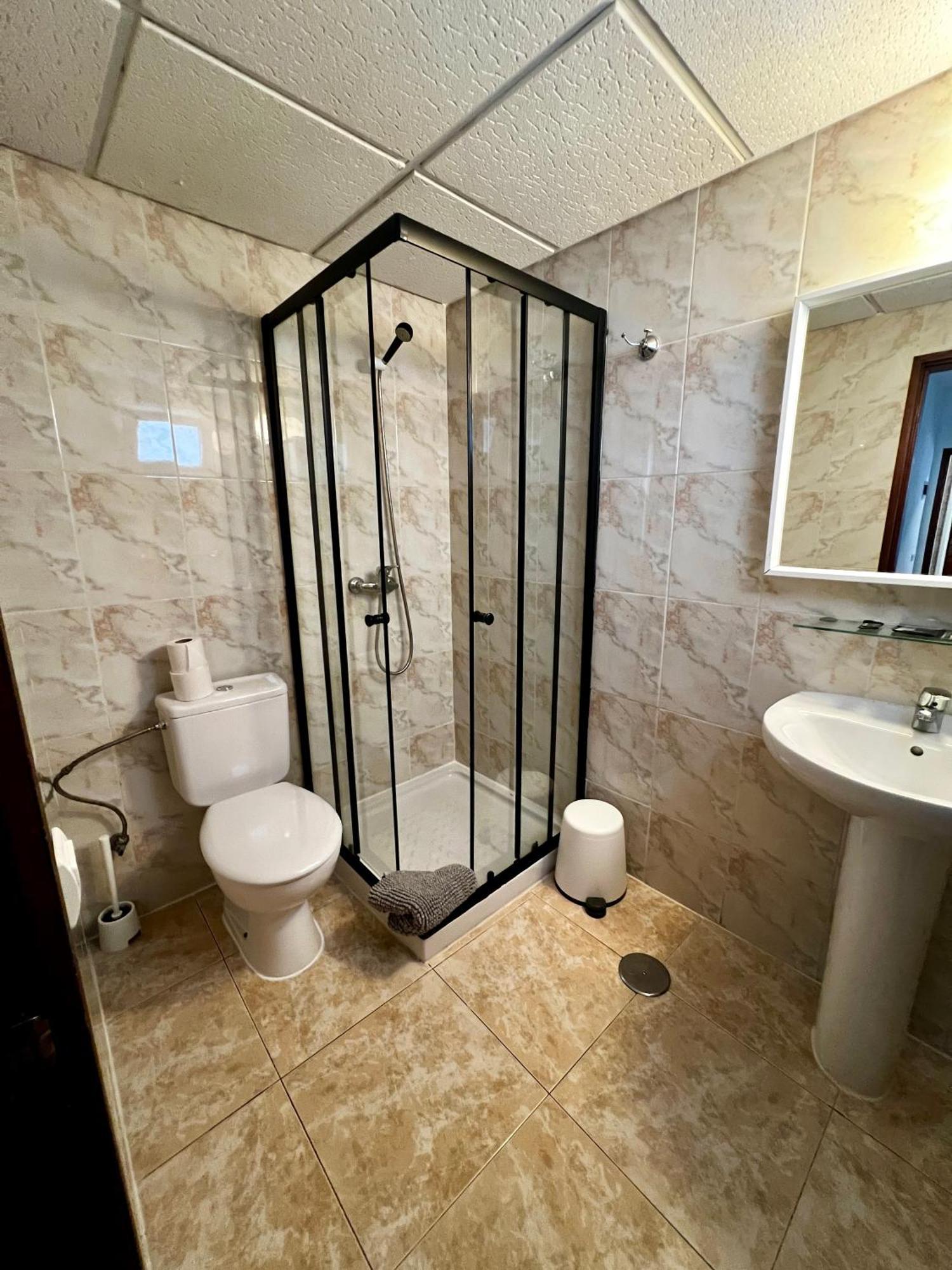 Hostal Residencia Cardona Арресифе Экстерьер фото